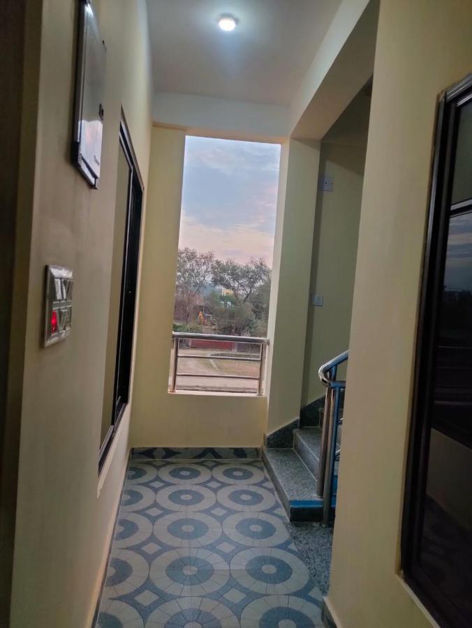 Kavre Guest House Rummindei ภายนอก รูปภาพ